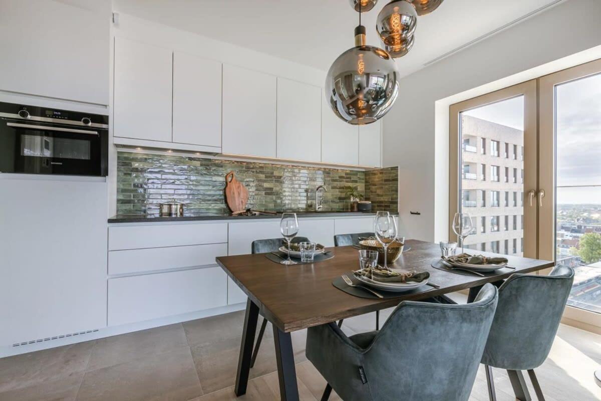 Huswell - Apartment With Beautiful Seaview In Oostende Bagian luar foto